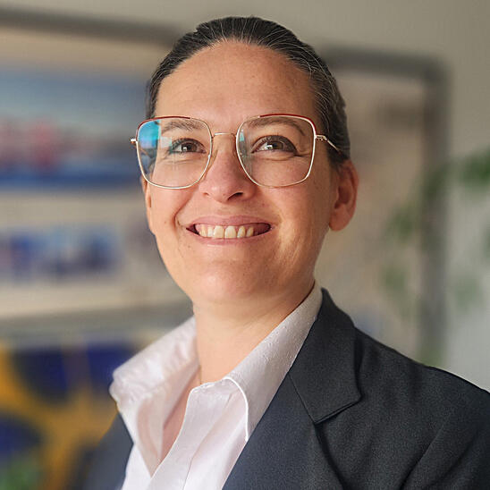 Émilie Turcat, éditrice et réviseure Émilie Turcat, éditrice et réviseure